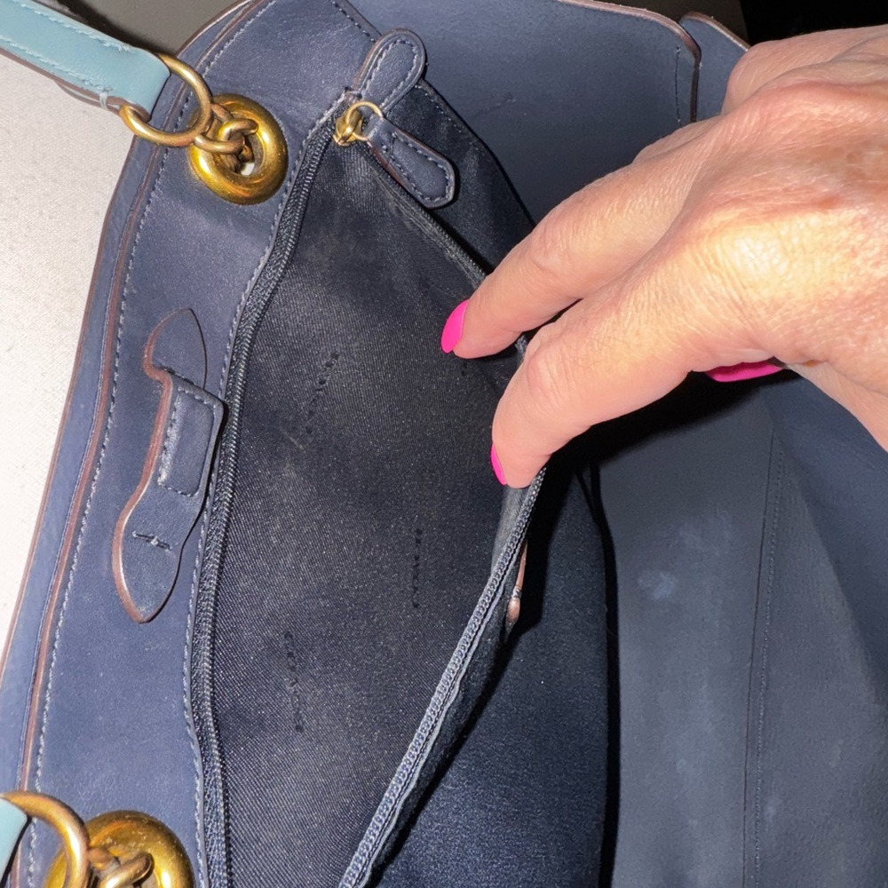 Coach Teal Leather Tote with Gold Chain - Picture 8 of 16